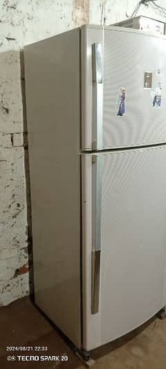 DAWLANCE FULL SIZE FRIDGE