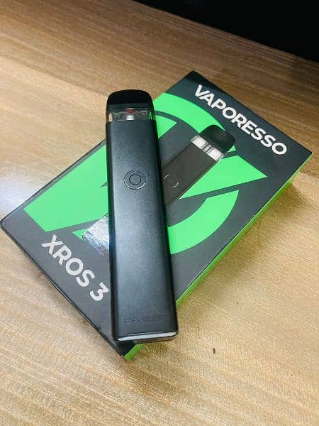 Vaporesso XROS 3 Pod vape 1