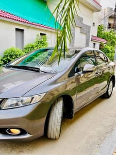 Honda Civic Prosmetic 2014 model total genion condition urget for sale 0