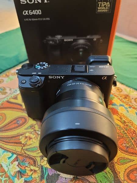 Sony 6400 Body & Lens sigma 30mm 1.4 8