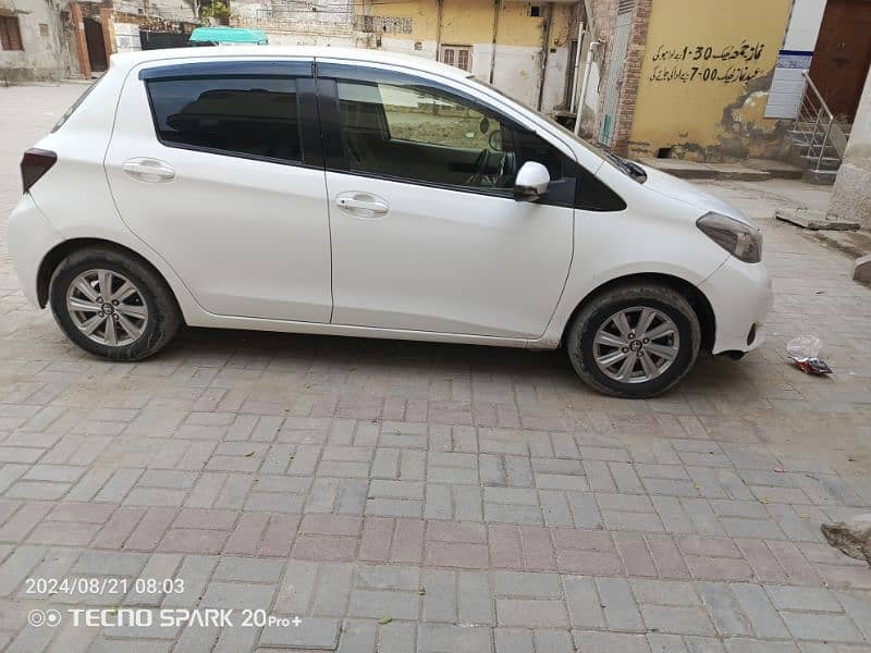 Toyota Vitz 2013 6