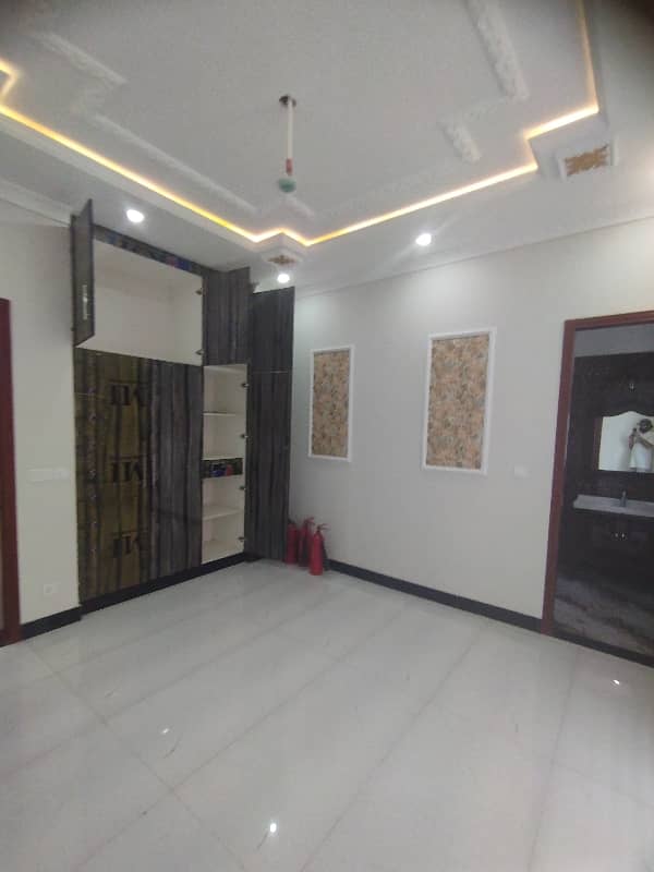 12 Maral Beautiful House For Rent Near All Facilities 4