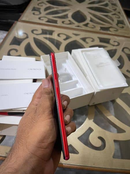 Oppo F7. . 1