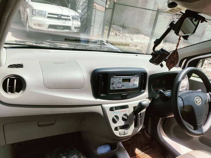 Daihatsu Mira 2013 6