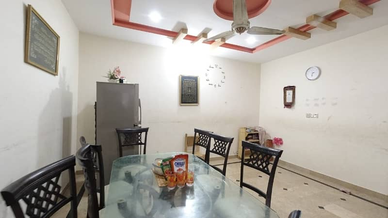 House For Sale In G15 Size 7 Marla Triple Story With Basement Near To Mini Commercial Park Masjid Best Location More Ten Options 2