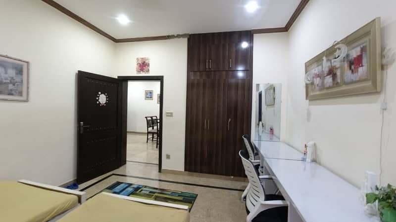 House For Sale In G15 Size 7 Marla Triple Story With Basement Near To Mini Commercial Park Masjid Best Location More Ten Options 10