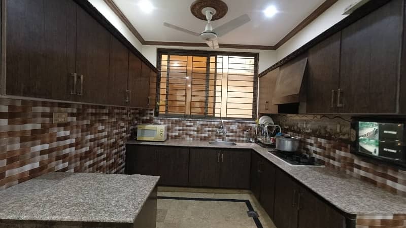 House For Sale In G15 Size 7 Marla Triple Story With Basement Near To Mini Commercial Park Masjid Best Location More Ten Options 26