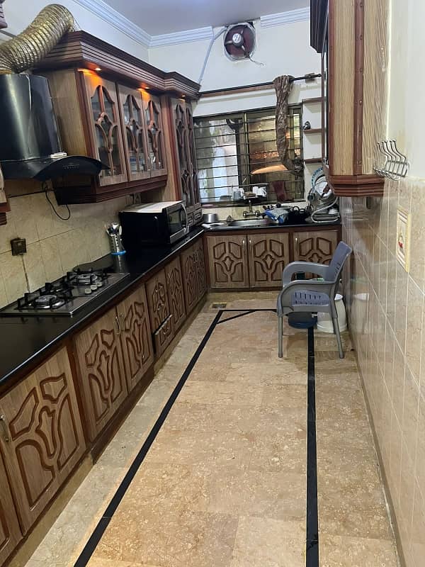 Old House For Sale In G-15 Size 7 Marla Double Story Near To Markaz Masjid Park Best Location 23