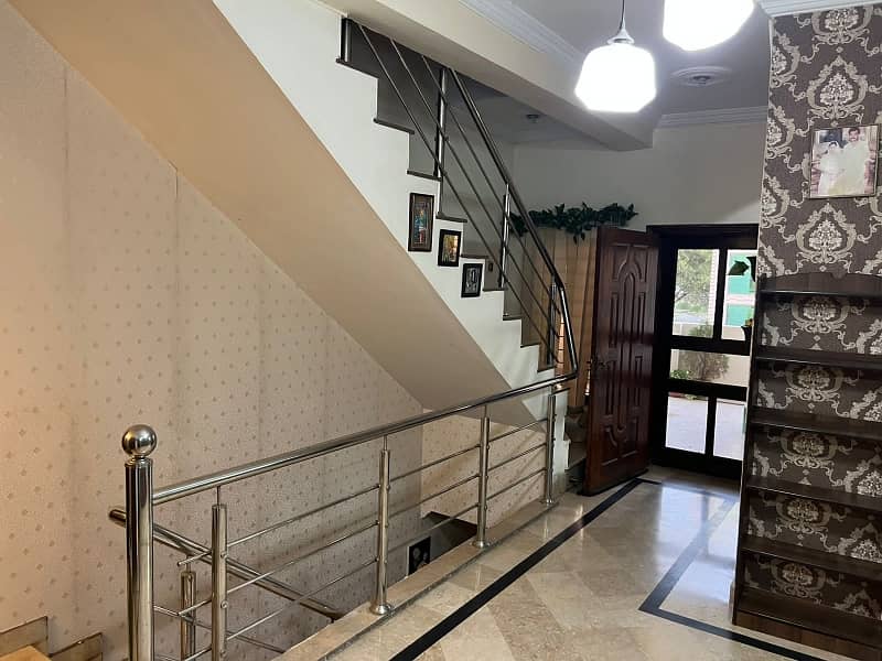 Old House For Sale In G-15 Size 7 Marla Double Story Near To Markaz Masjid Park Best Location 25