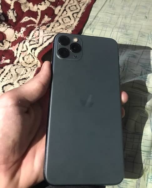 iPhone 11 Pro Max 2