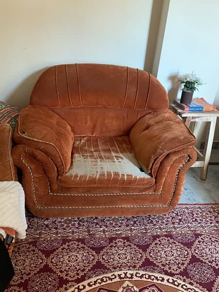 5 Seater sofa in good condition 1