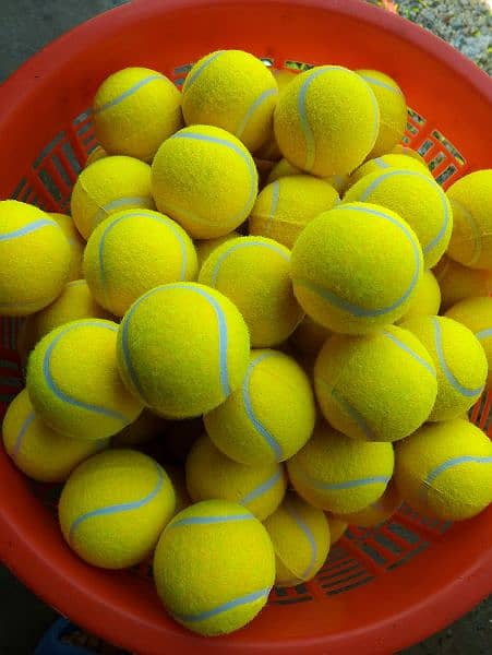 I am sell premium quality tennis ball and bat grip 8