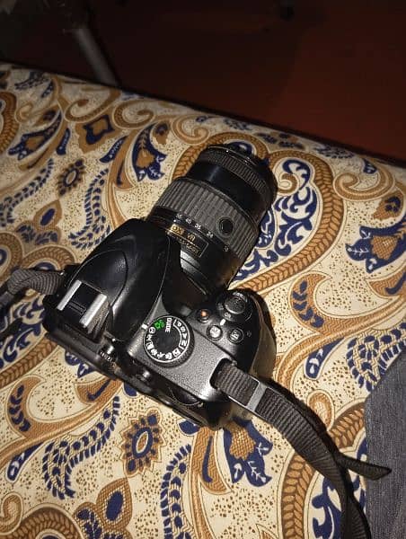 Nikon d3200 in good condition 1