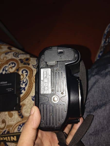 Nikon d3200 in good condition 2