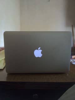 MacBook