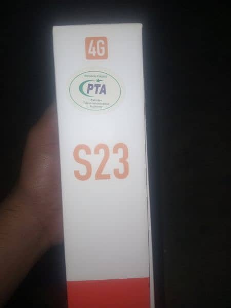 S23 itel 16/128 mobile full ok h abi chand 10 15 din howa h laya h 3