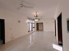 1 Kanal Upper Portion For Rent In DHA Phase 4 Lower Locked