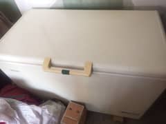 deep freezer for sell in good condition 0