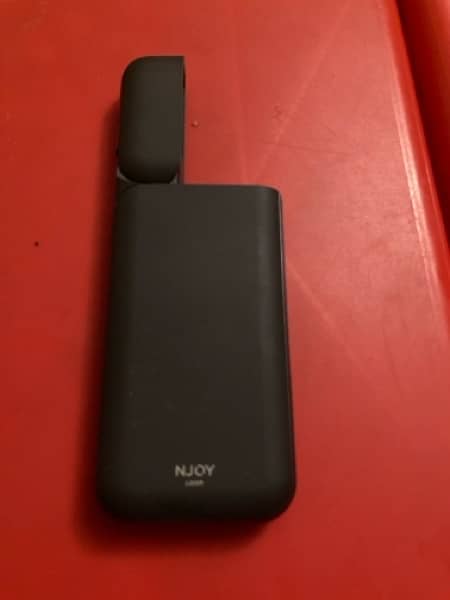 NJOY Loop Power Bank 5