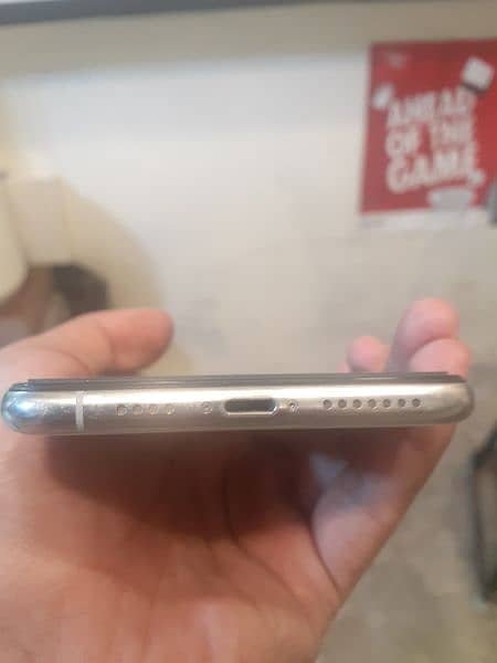 iphone Xs max 64gb non pta factory unlock urgent sale 2