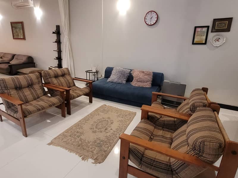 Fully Furnished 10 Marla House For Rent 14