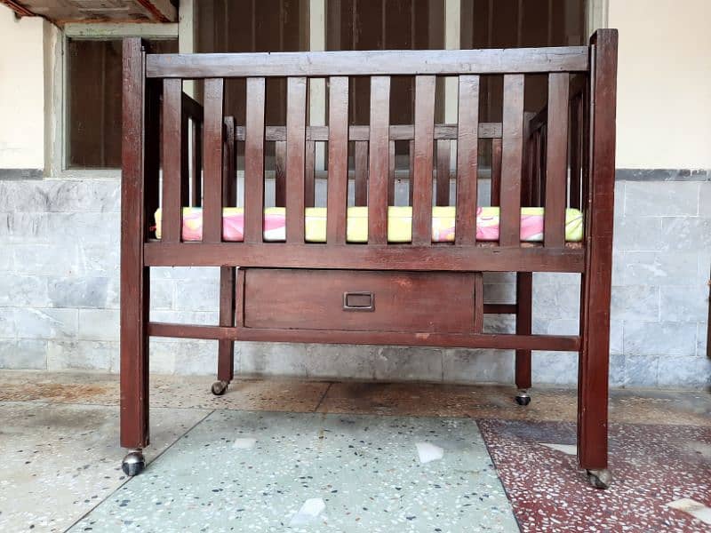 Baby cot 4