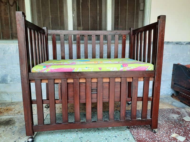 Baby cot 5