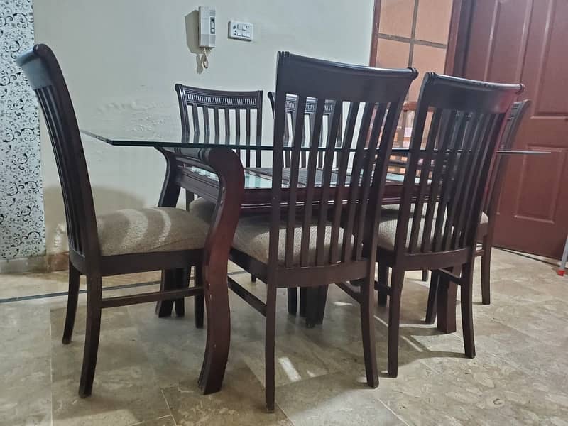 Dining Table with chairs 6