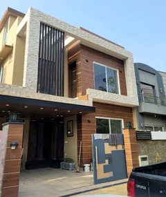 Brand New Designer 10 Marla House For Sale 0