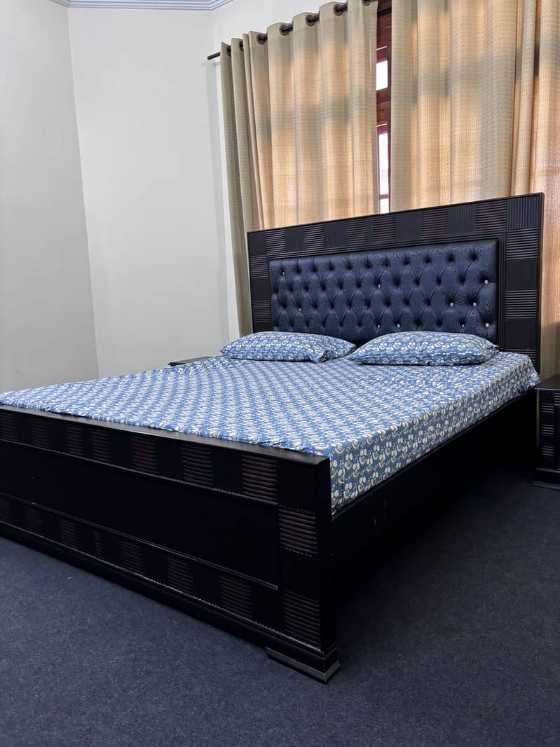 King Size Bed Set For Sale 1