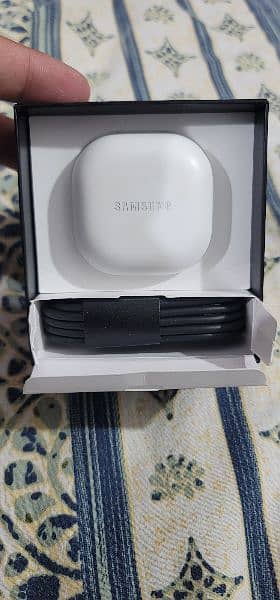 Samsung Buds2 Pro (White) 9