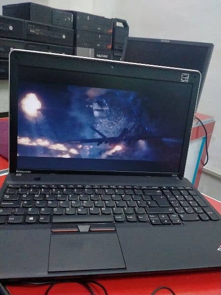 Lenovo AMD A8 4th Generation/120 GB SSD/4GB Ram/Laptop For Sale 1