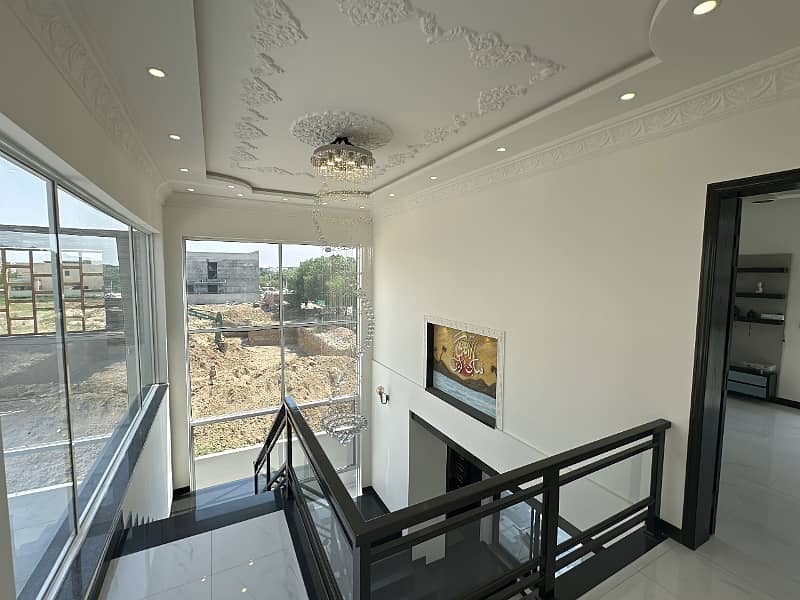 1 Kanal Elegant And Contemporary 5-Bedroom House With Double Height Lobby In Prestigious DHA Phase 5 16