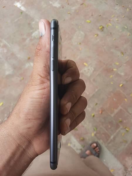 I phone 8 plus pta approved 64 gb 7