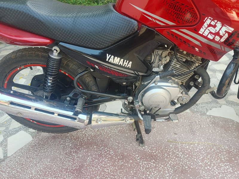 Yamaha ybr g 2022 model Peshawar register file 4