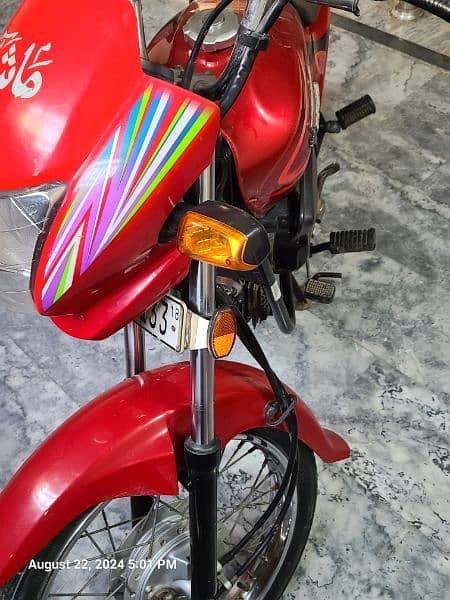 Honda pridor 100cc 3