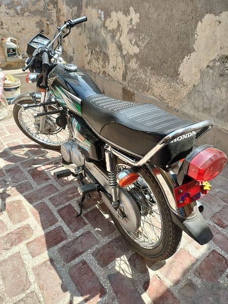 Honda CG125 3