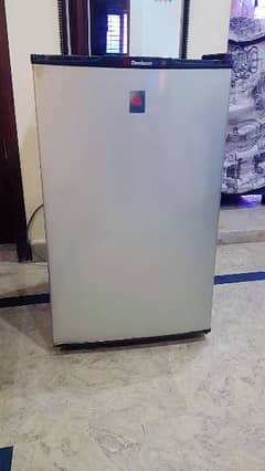 dawlance mini fridge