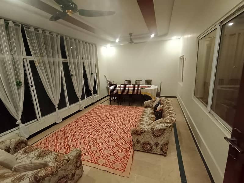 one kelan house for sale in bani gala furnished good location near Imran Khan chook bani gala 6