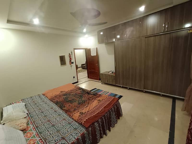 one kelan house for sale in bani gala furnished good location near Imran Khan chook bani gala 10