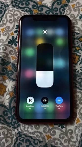 iphone xr with box (complete) 6