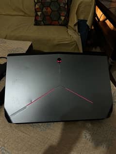 Alienware 17r2