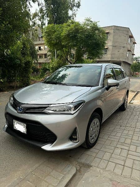 Toyota Corolla Fielder 2020/2023 mint condition 3