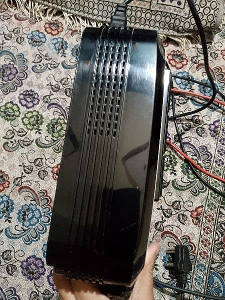 10/10 condition MZ Nexus5 inverter UPS 2