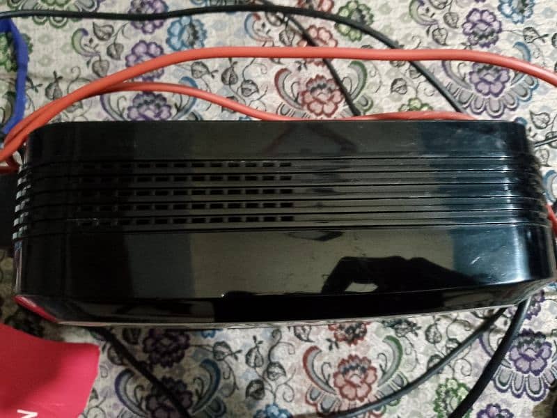 10/10 condition MZ Nexus5 inverter UPS 4