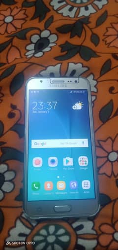 Samsung j5