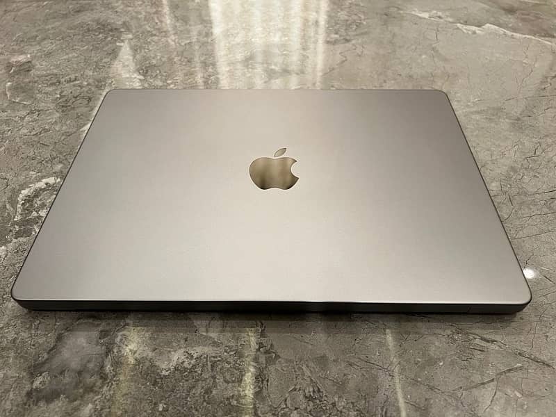 MacBook Pro 2021. Brand New Condition 2