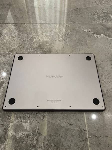 MacBook Pro 2021. Brand New Condition 8