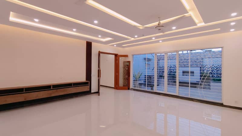 1 Kanal Brand New Upper Portion For Rent In DHA Lahore Phase 3 Near Sheba Park 7