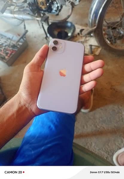 iphone 11 64/gb all ok face id ok like new 10/10 jv 4